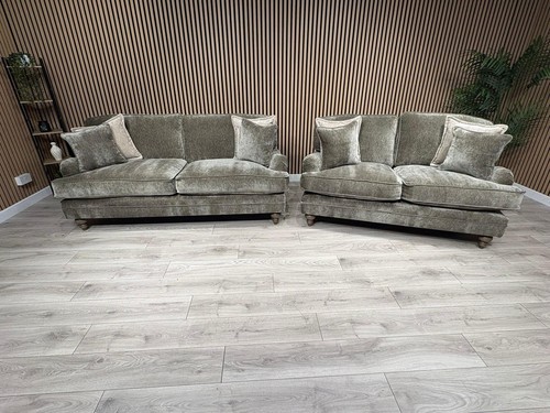 Laura ashley heritage style - ashley,