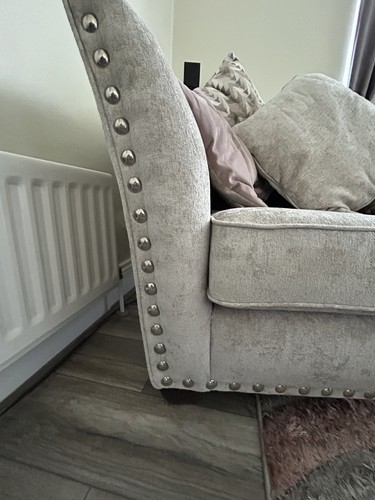 Settees seater and - 3-seater,